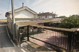 Casa indipendente - da ristrutturare