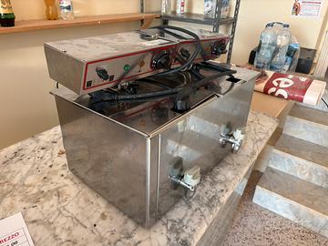 Friggitrice professionale a doppia vasca
