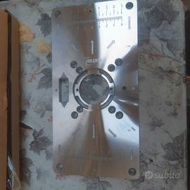 Fresatrice, piastra di inserimento 