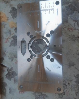 Fresatrice, piastra di inserimento 