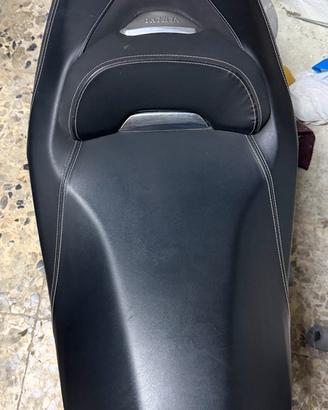 Sella ribassata x max 300 yamaha