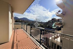 3 LOCALI A SAN GIORGIO A CREMANO