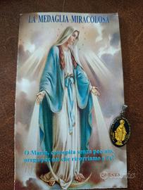 immagine madonna miracolosa con medaglia e preghie