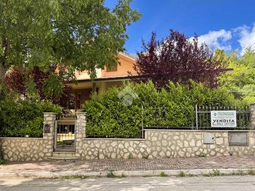 VILLA SINGOLA A POGGIO PICENZE