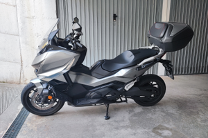 Honda Forza 750 full optional