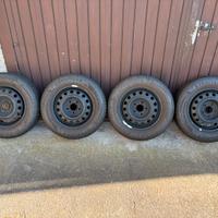 Cerchi ferro 5.50J x 15 + gomme invernali 40%