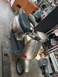 vespa et2 50 