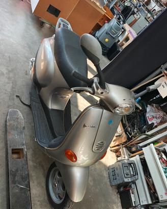 vespa et2 50 