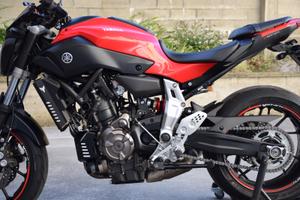 YAMAHA MT 07