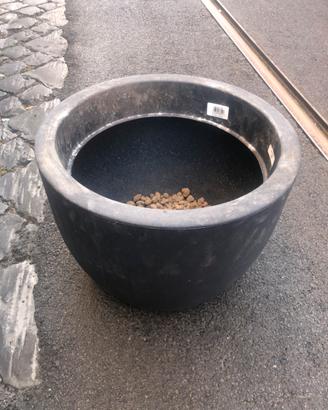 Vasi da terrazzo in resina