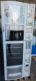 Distributore automatico COMBISNACK saeco