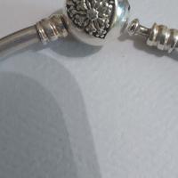bracciale Pandora originale  rigido. misura 20