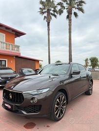 Maserati Levante V6 Diesel 275 CV AWD