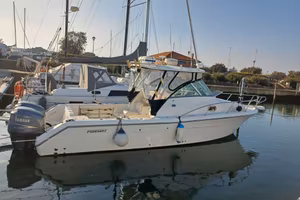 barca americana pursuit 28