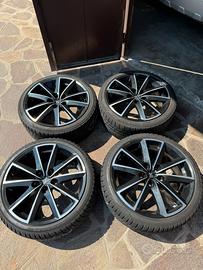 Gomme pirelli 225/40/18 + cerchi Fondmetal