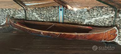 canoa in legno