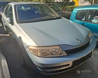 RENAULT LAGUNA per ricambi usati