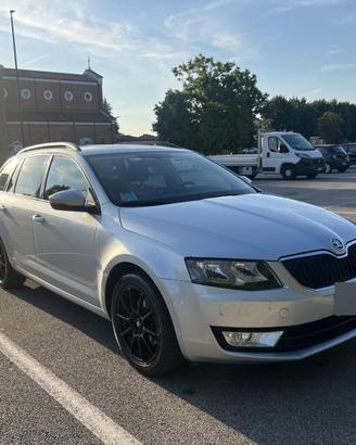 Skoda Octavia Wagon Executive 2.0 TDI DSG
