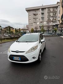 ford fiesta titanium