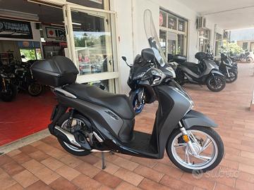 Honda SH 150 IN PROMO A 2.390 € !!!