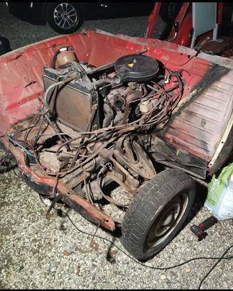 Motore Renault 4 850 completo ancora montato