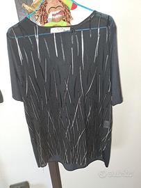 Maglietta nera in poliestere, 