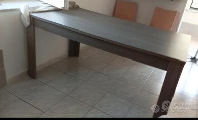 cucina  tavolo + sedie
