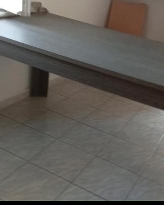 cucina  tavolo + sedie