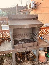 Barbecue in cemento refrattario