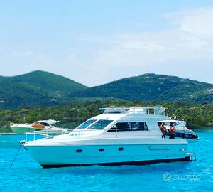Ferretti 36 fly motorizzato CAT 3208 2x325hp