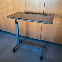 Tavolino con rotelle NUOVO