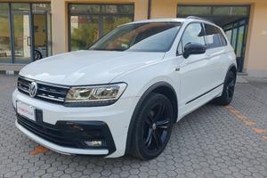 Volkswagen Tiguan 2.0 TDI DSG 4Motion R-Line BMT 1
