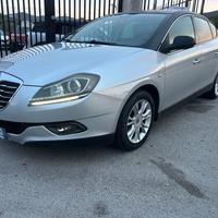 Lancia Delta 1.6 MJT DPF Silver