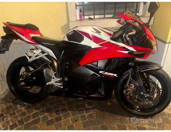 Honda cbr 600rr