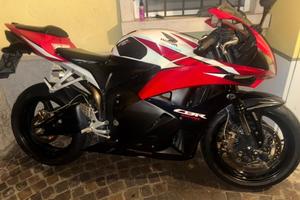Honda cbr 600rr