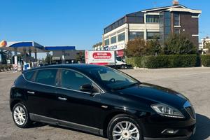 Lancia Delta oro 1.6