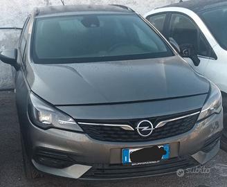 OCCASiON Opel Astra SW 2020 1.5 CDTi motore da ved