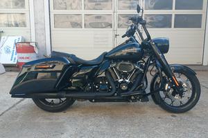Harley Davidson Road king special 114