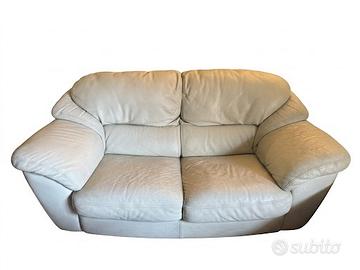 Divani in vera pelle beige usati