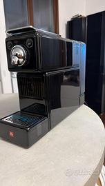 Macchina di caffe Illy X3 nuova di pacca