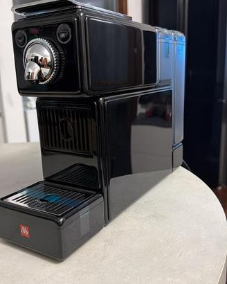 Macchina di caffe Illy X3 nuova di pacca