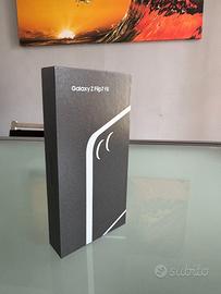 Samsung Galaxy Z Flip7 FE – Nero | 8GB RAM | 128GB