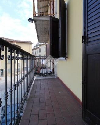 2 LOCALI A CARPINETI