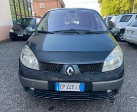 Renault Scenic Scénic 1.9 dCi Luxe Dynamique