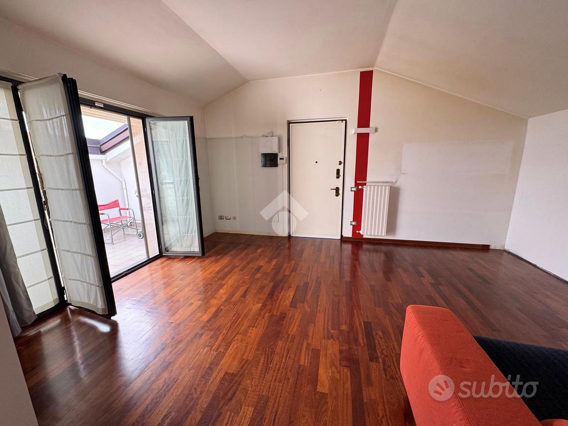 Appartamento – Saronno, Villaggio Matteotti - Vista 3
