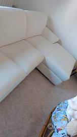 DIVANO IN PELLE BIANCO 