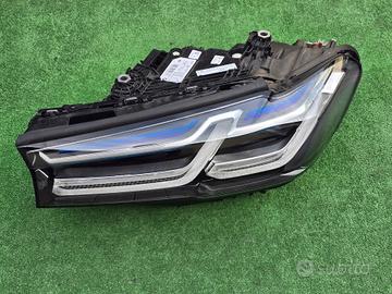 BMW 5 V G30 G31 Restyling LASER Faro Fanale Sinist