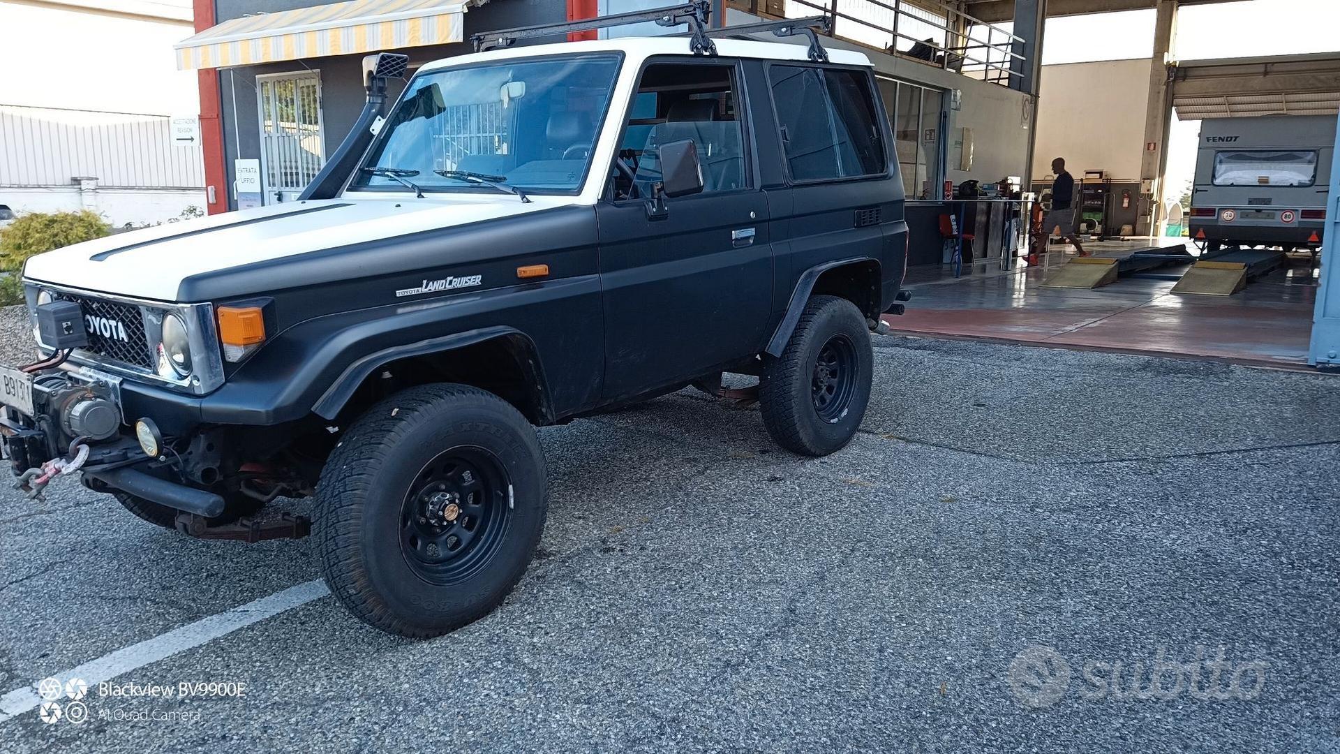 Toyota Land Cruiser 1980 photo 2