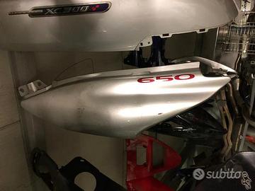 Fianchetto posteriore Suzuki Freewind 650