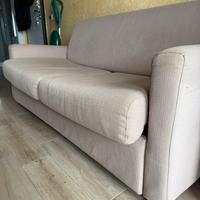 DIVANO-LETTO come nuovo 300 euro